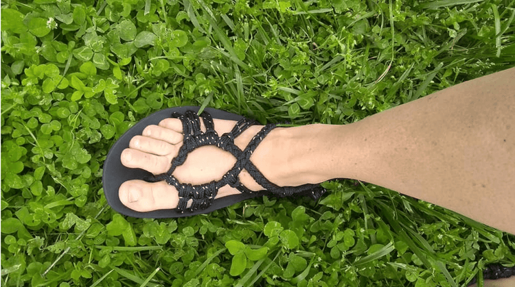 Kelly C's Super Cool DIY Sandal Tying Style