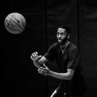 Xero Shoes Debuts Basketball Shoe Partnership with Denver Nuggets Shooting Guard Justin Holiday