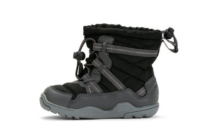 AEPC-BLCK_Alpine-Pull-On_Black_Left-Side_0005_WEB