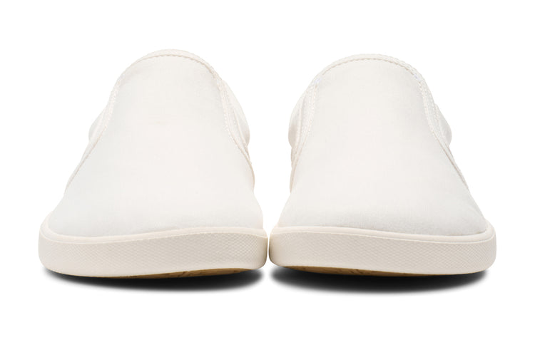 CAPM-WHTE_Dillon-Canvas-Slip-On_White_Front-Pair_9560_WEB