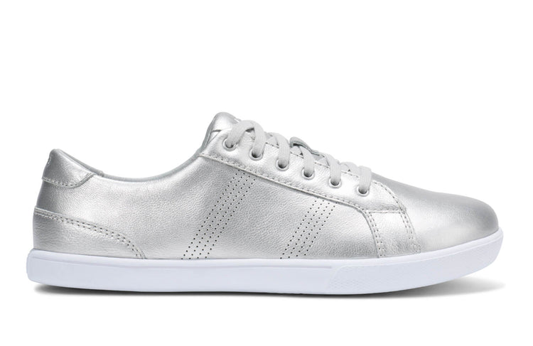 DLLW-SVMT_Dillon-Leather_Silver-Metallic_Right-Side_5177_WEB