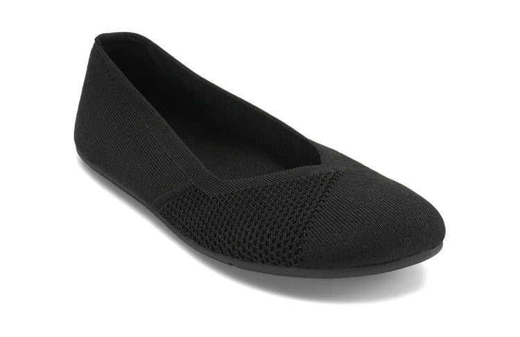 PHX-KBLK_Phoenix-Knit_Black_AngleR_1148_WEB