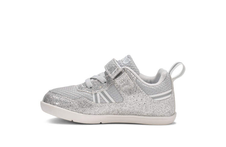 PROC-SVGT_Prio_Silver-Glitter_Left-Side_2126_WEB