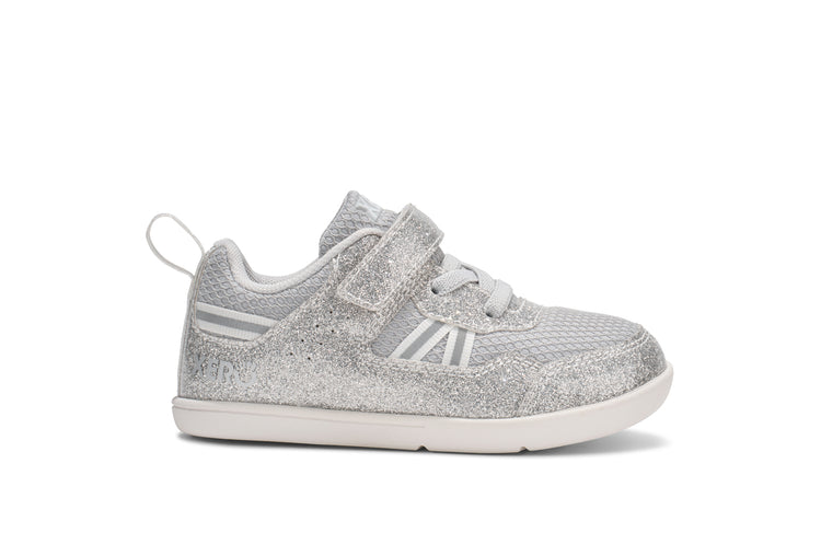 PROC-SVGT_Prio_Silver-Glitter_Right-Side_2125_WEB