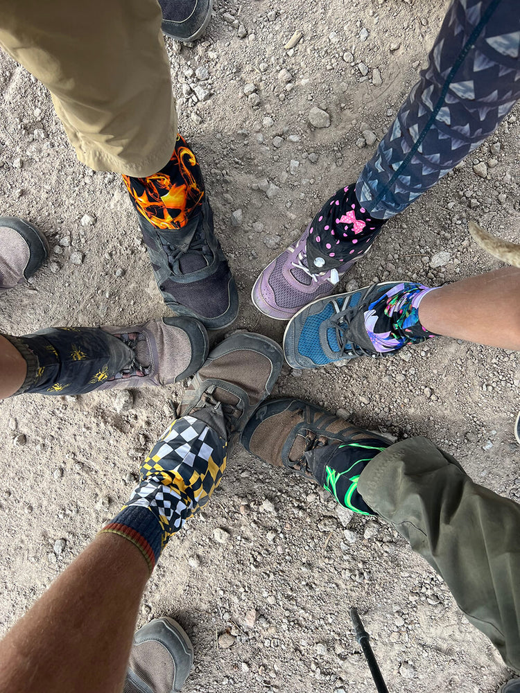 Family of 7 Hikes the CDT in Xero Shoes