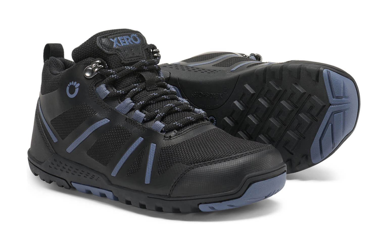 DFW-BLK_DayLite-Hiker-Fusion_Black_Pair2_2216_WEB