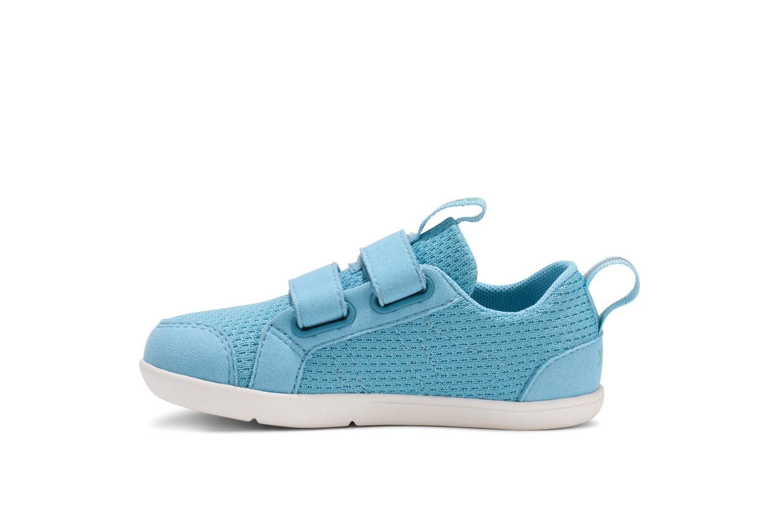 DLC-MKBU_Dillon-Knit_Milky-Blue_Left-Side_1039_WEB