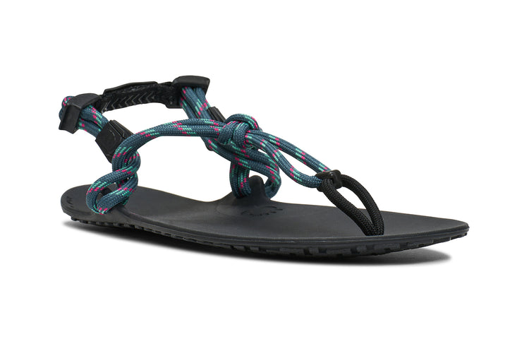 GEN-SEMO-W_Genesis_Sea-Moss_AngleR_3125_WEB