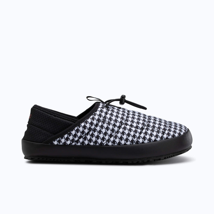 Xero Shoes Pagosa Fireside Women Shoe in Black and White with Toe Facing Right