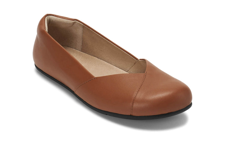 PHX-LLBR_Phoenix-Leather_Smooth-Brown_AngleR_1055_WEB