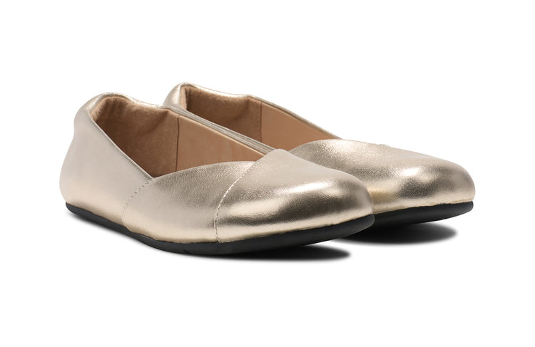 PHX-LLGM_Phoenix-Leather_Gold-Metallic_Angle-Pair_6416_WEB