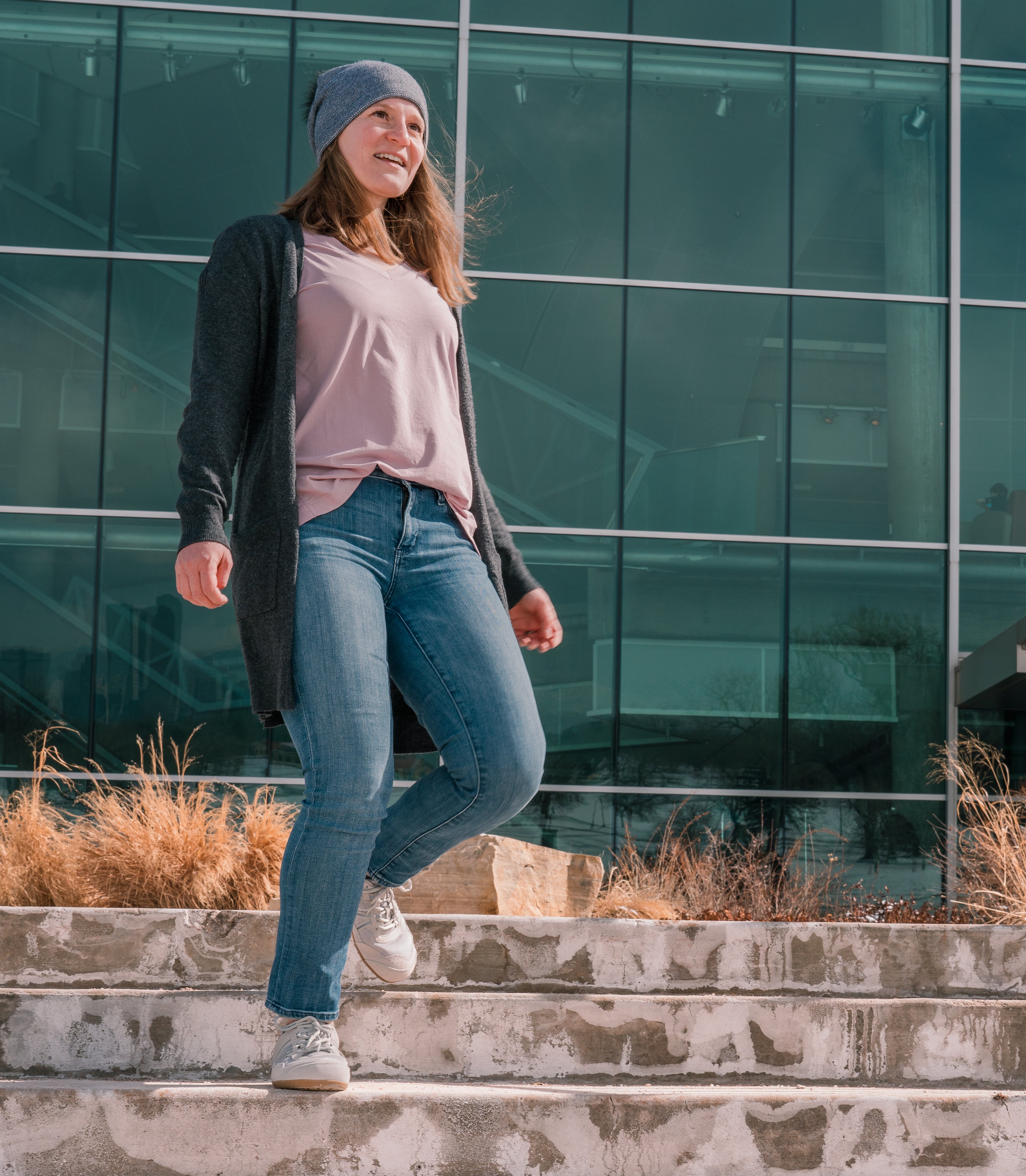 PSW-QGY_Prio-Suede_Quiet-Gray_Museum-07