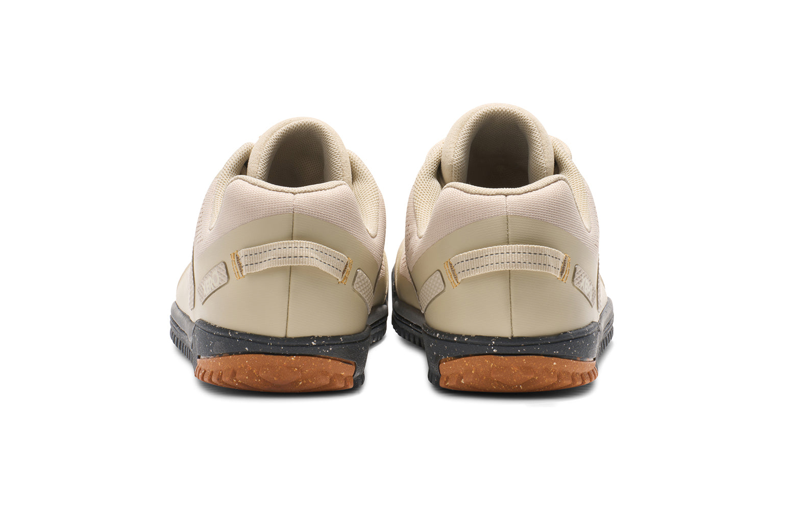 SBKW-FOGG_Ridgeway-Mesh-Low_Fog_Back-Pair_6965_WEB