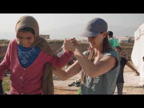 Crossing Lines - A Slacklining Humanitarian Project in Lebanon
