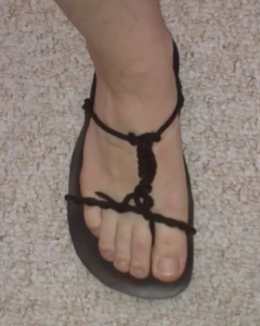 Lee Chase's Barefoot Sandal Tying Method