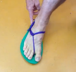 Pat's Xero Loop Barefoot Sandal tying style