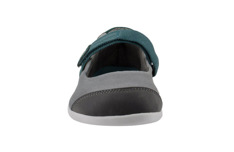 minimalist mary jane shoes