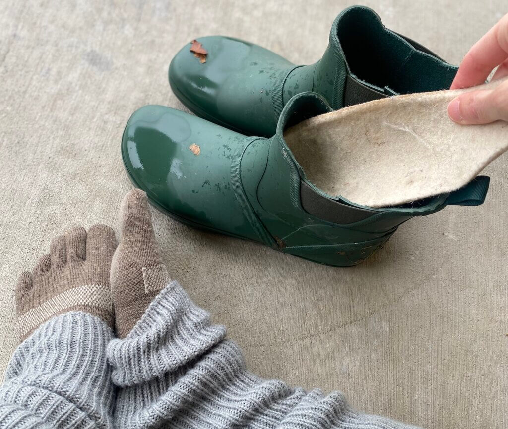 How to Winterproof Your Barefoot Shoes by Anya's Reviews - Xero Shoes