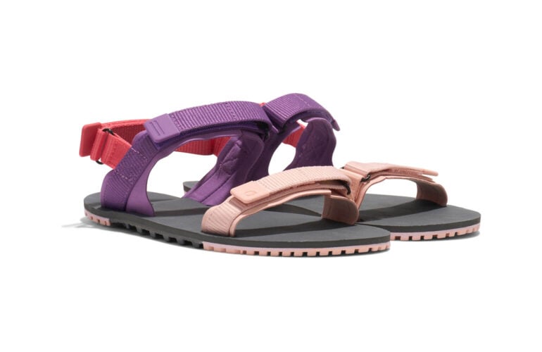 D-Trail women's multi-colored sandals, angle view