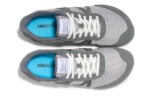 Wynn men's gray retro athletic shoes, top view